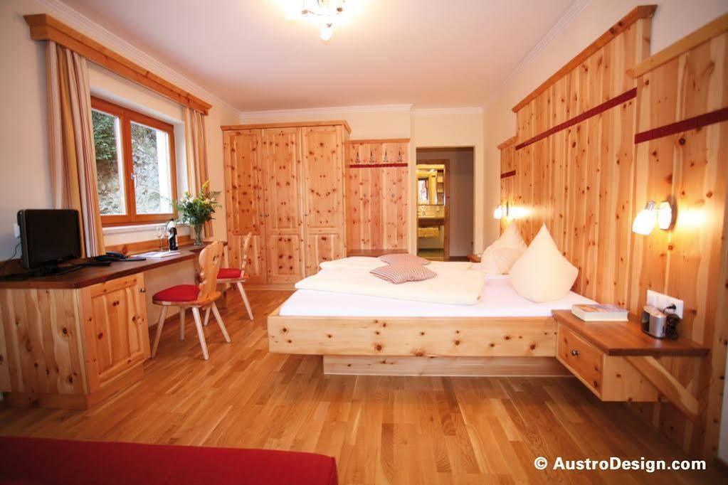 Hotel Raunig Бад Клайнкирххайм Екстериор снимка