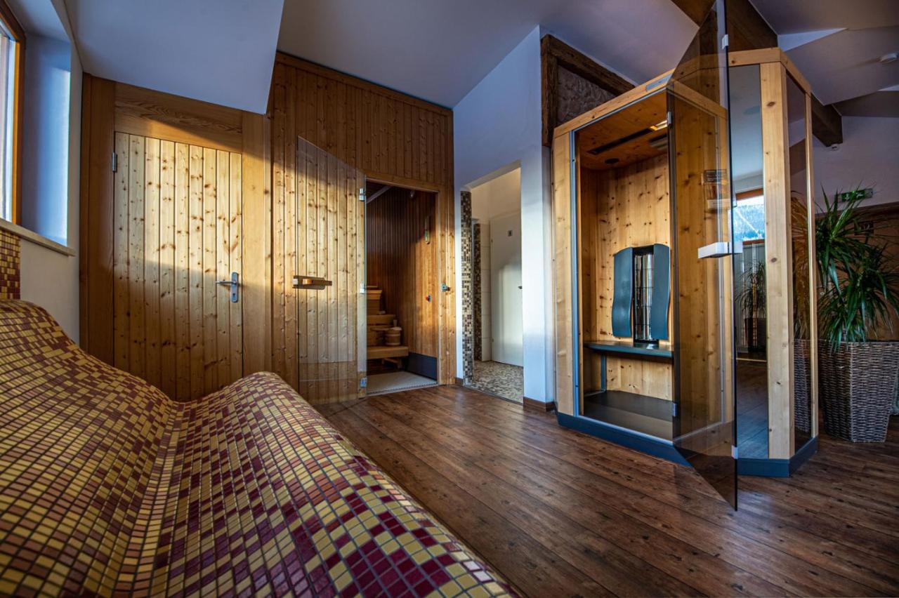 Hotel Raunig Бад Клайнкирххайм Екстериор снимка