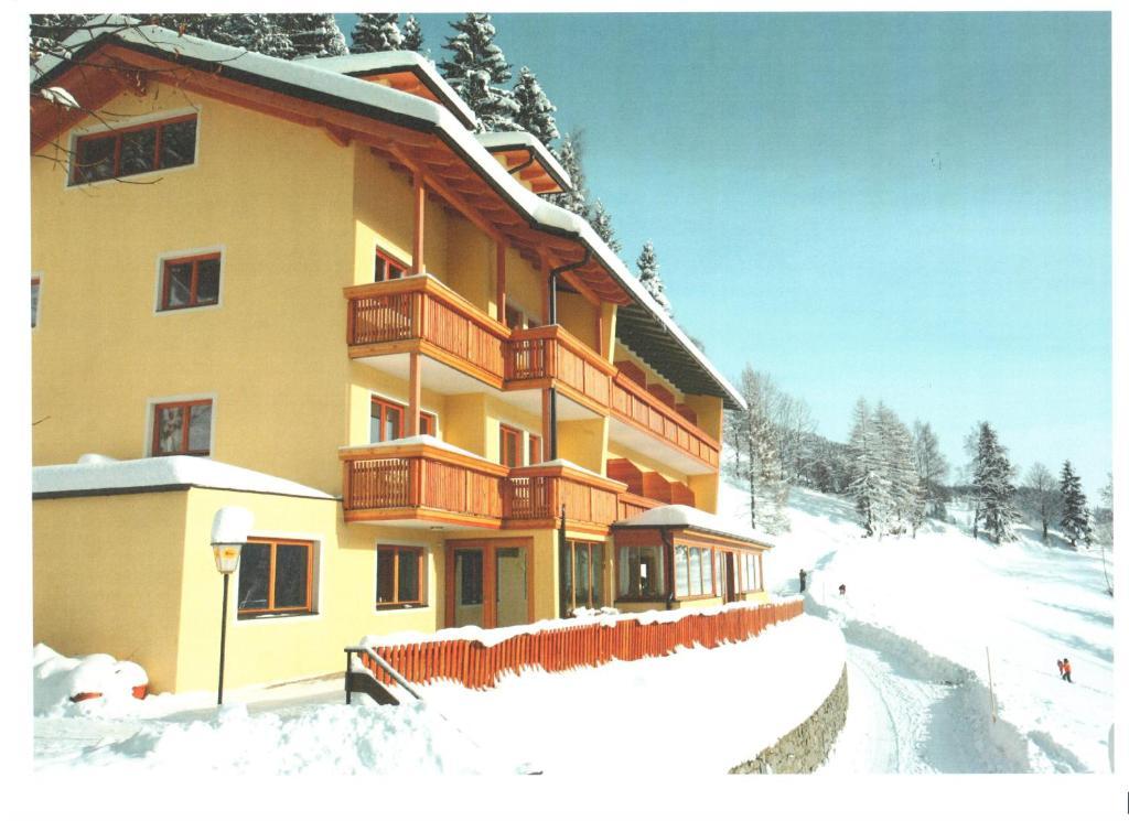 Hotel Raunig Бад Клайнкирххайм Екстериор снимка